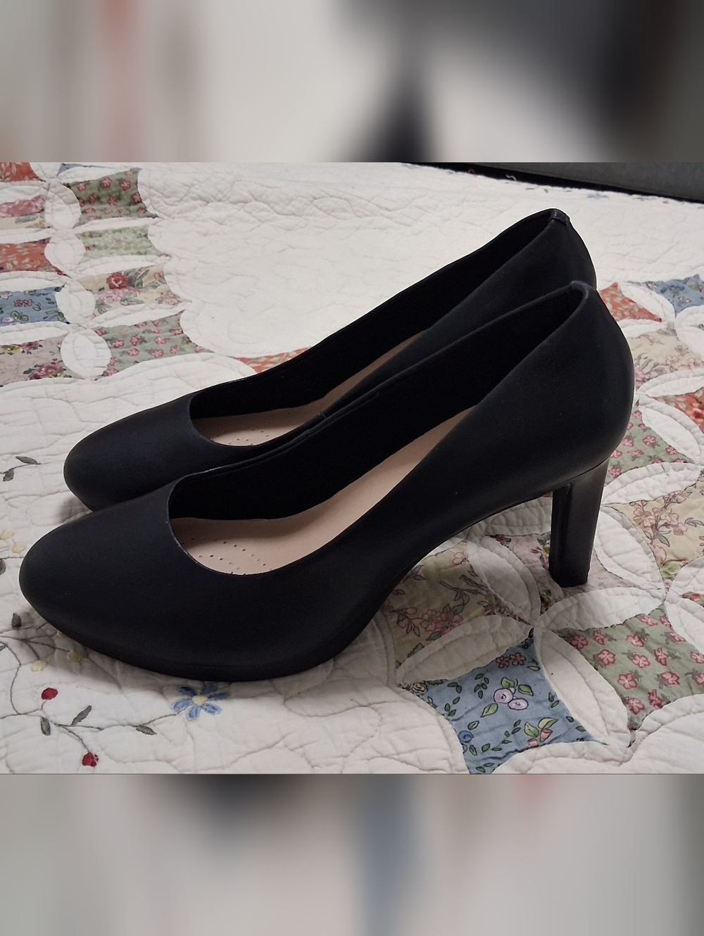 Clarks Heels Size 11 Nwt